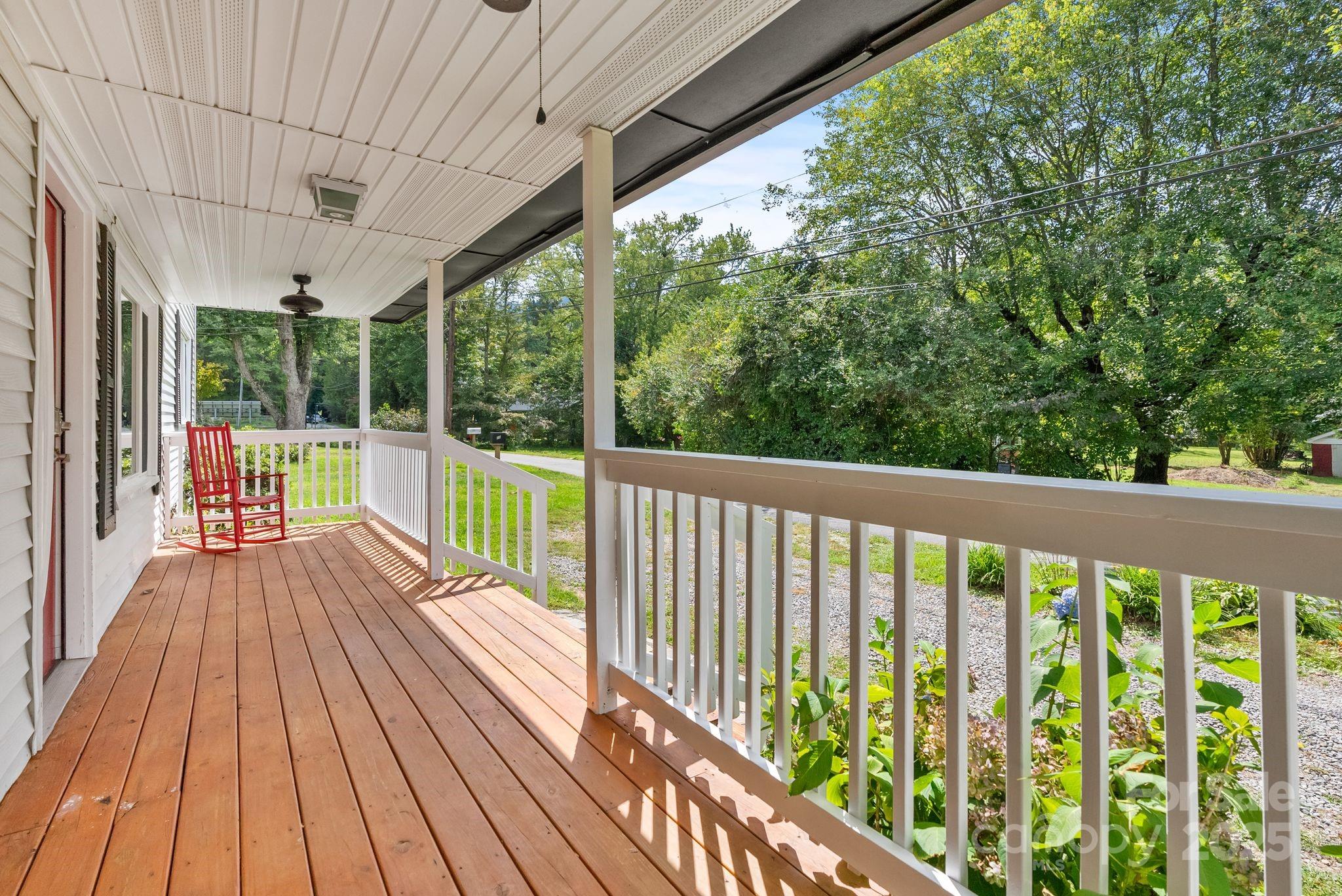 10 Wolf Creek Drive