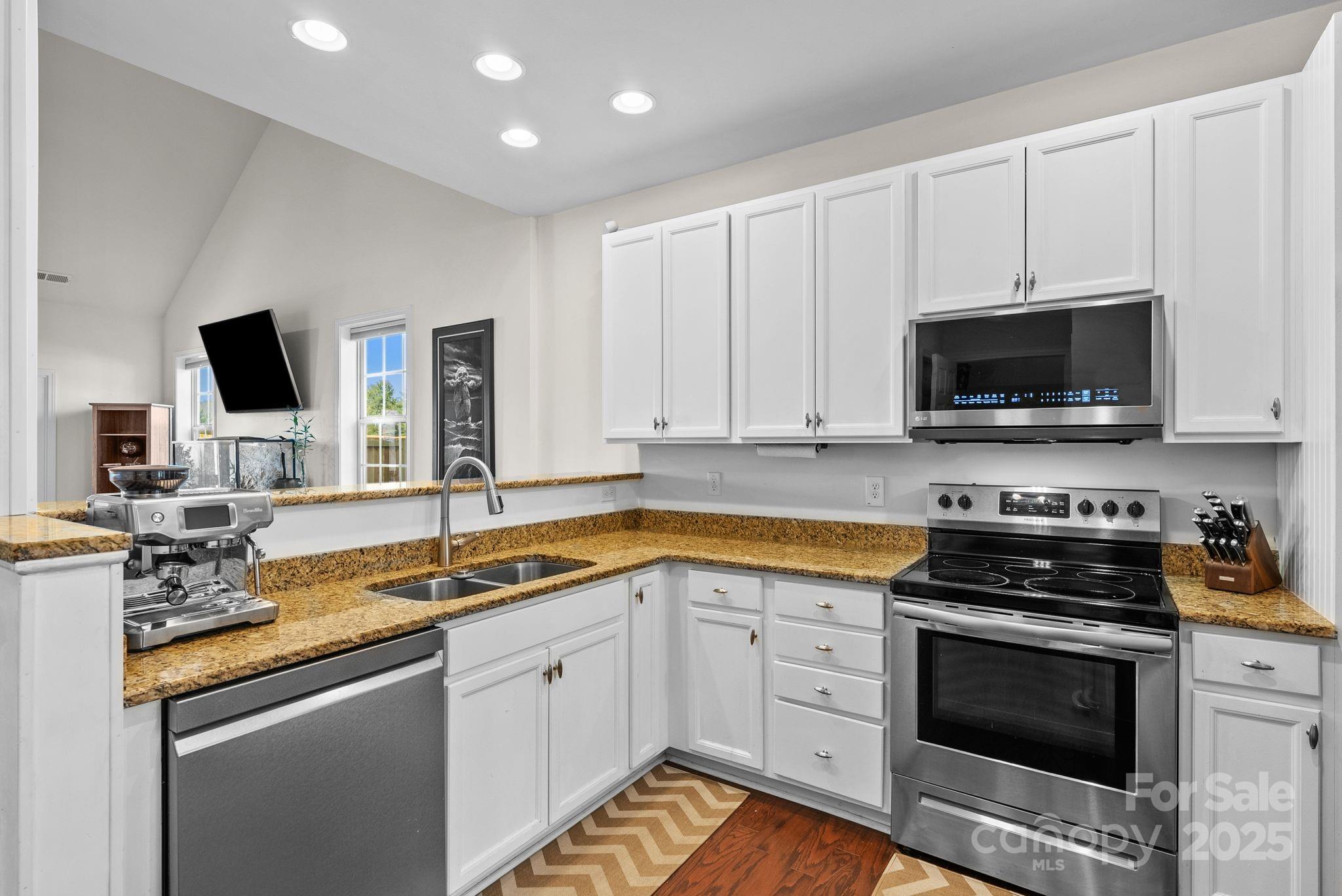 308 Wild Ginger Court