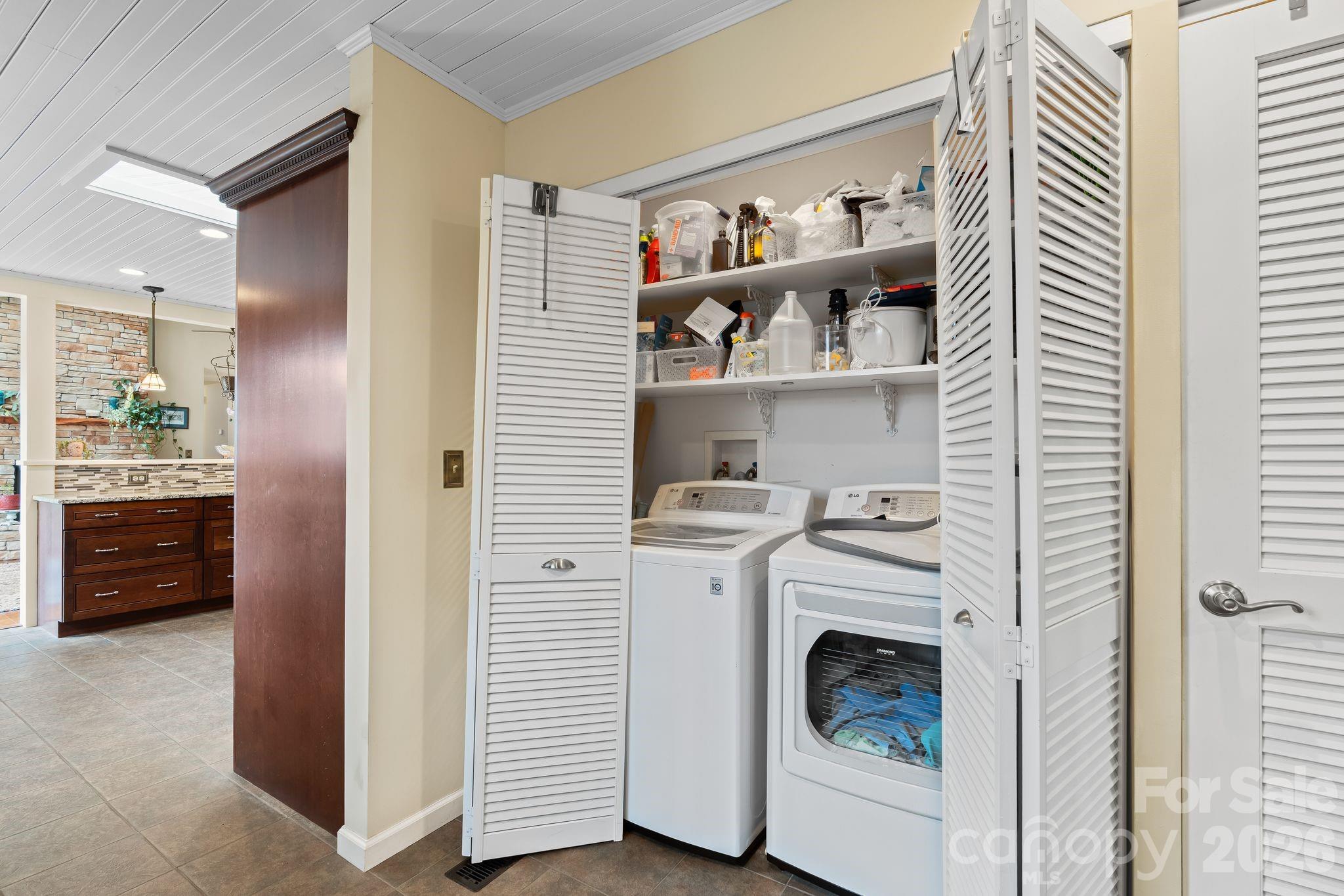 432 Hunters Glen Lane