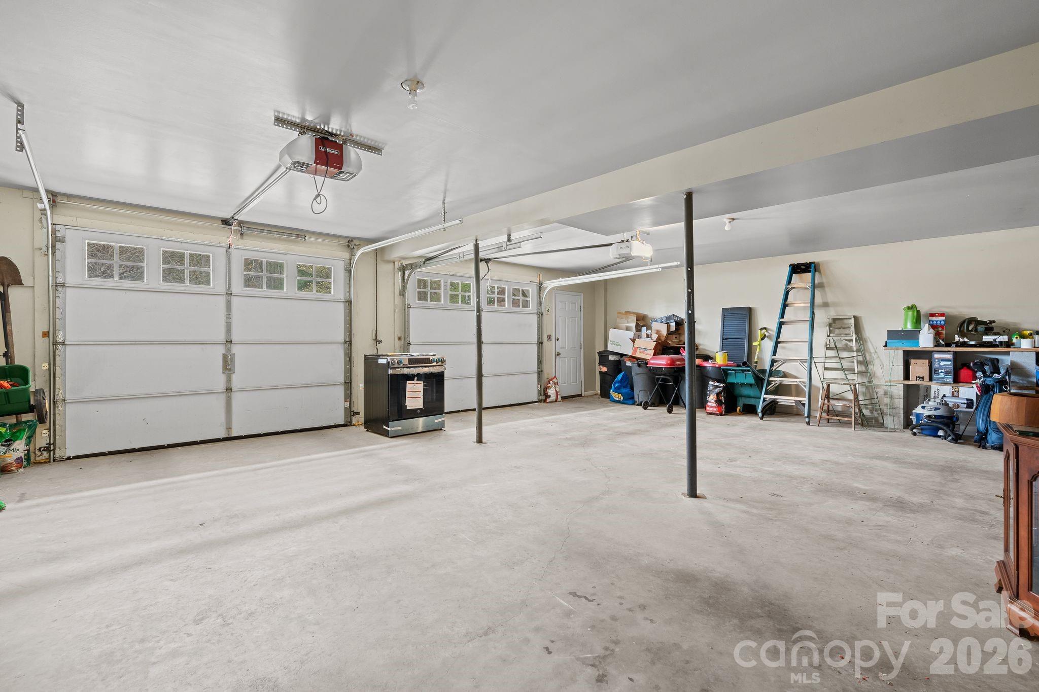 432 Hunters Glen Lane