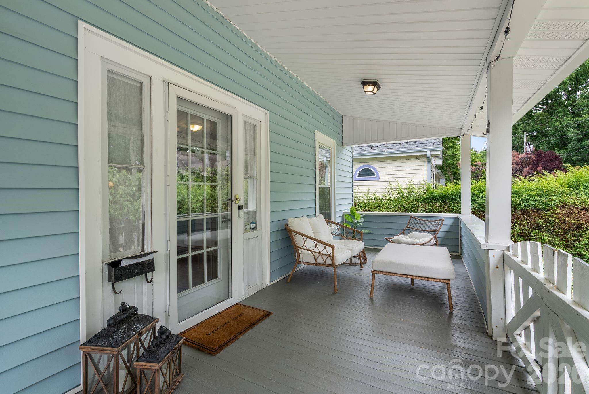 60 Annandale Avenue