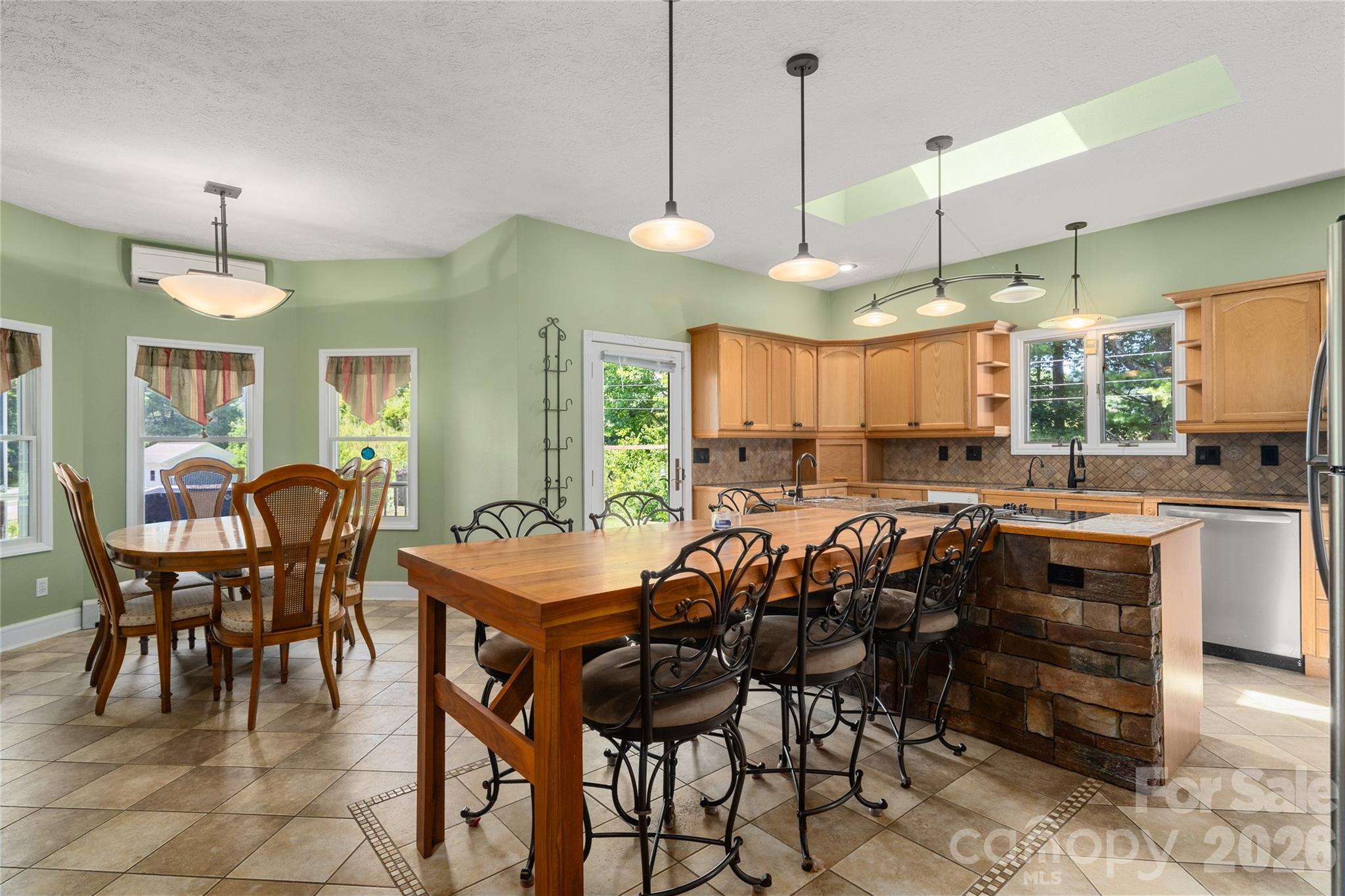 22 Dogwood Circle
