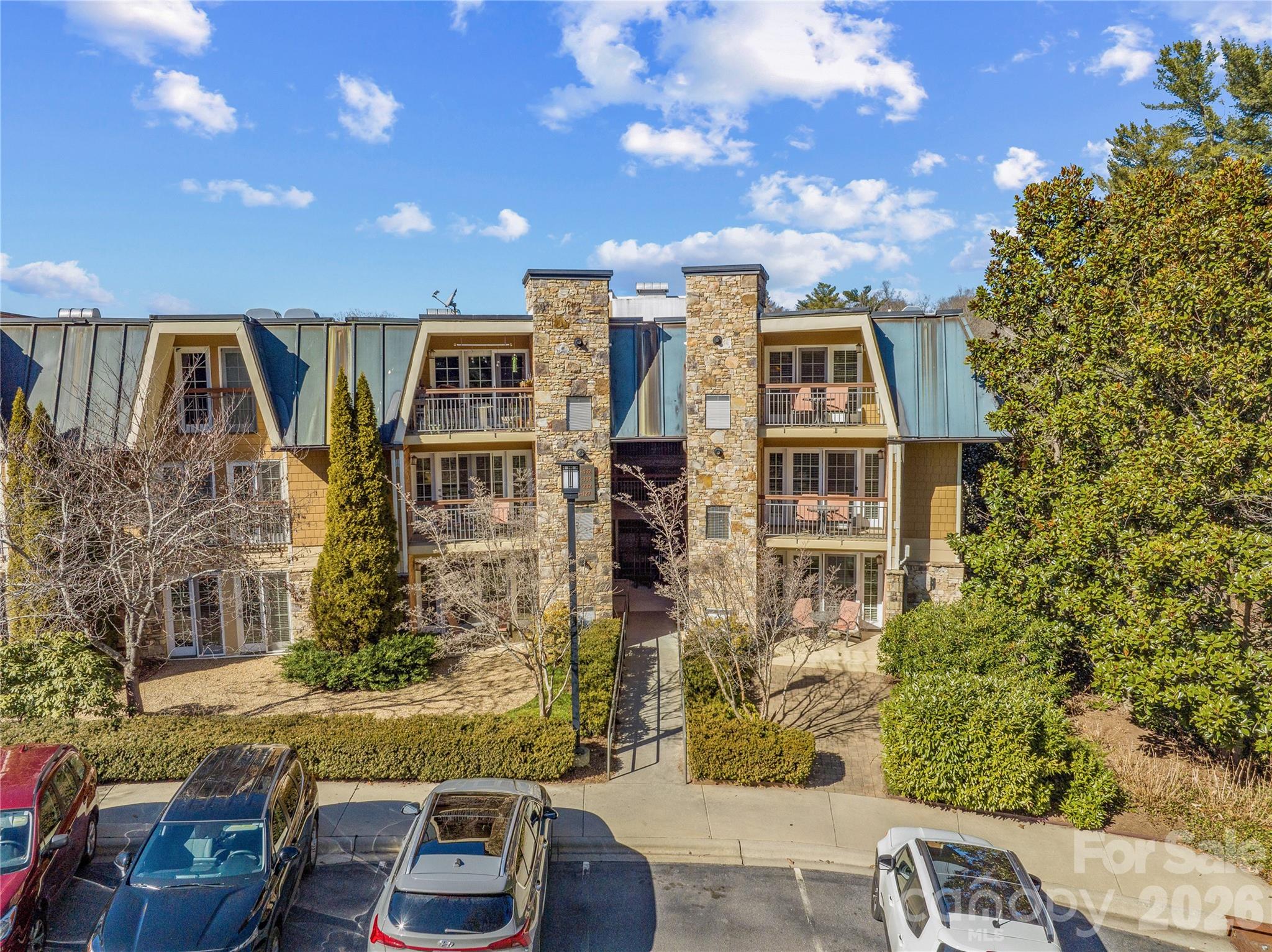 325 Bowling Park Road