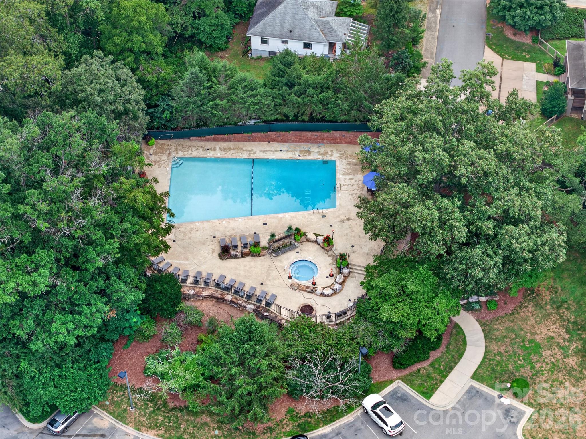 325 Bowling Park Road