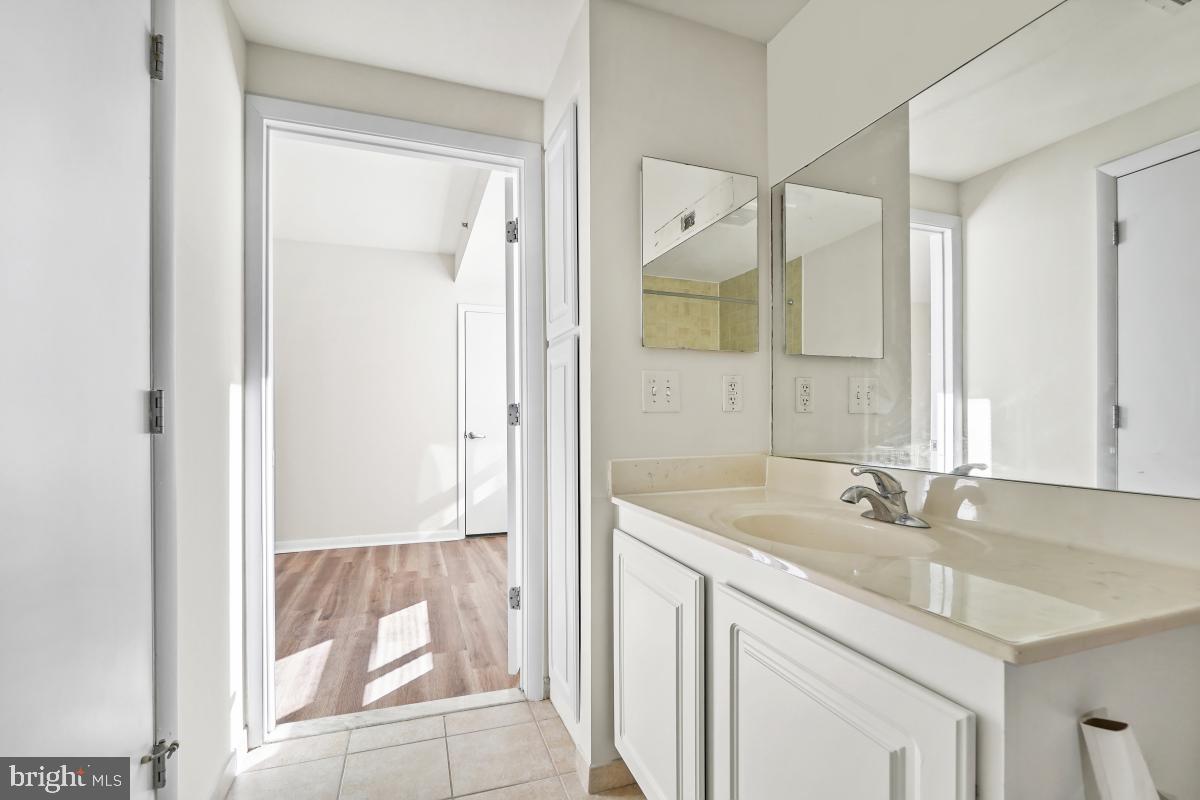 350 G St SW #N507