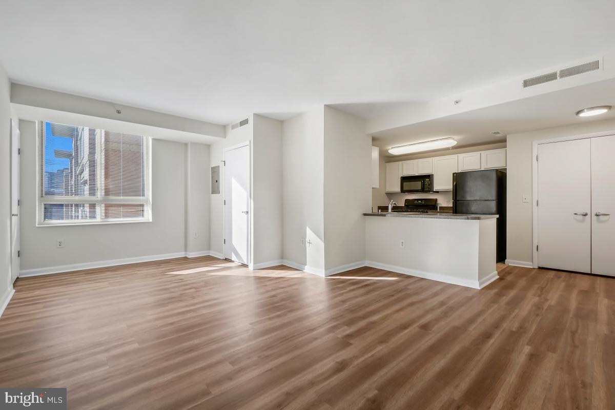 350 G St SW #N507