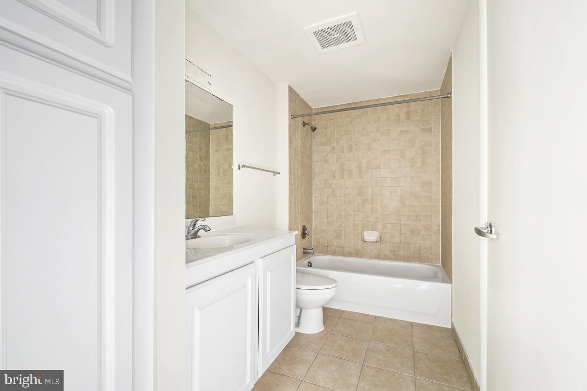 350 G St SW #N507