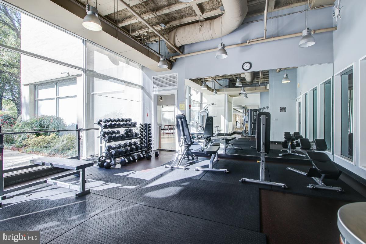 350 G St SW #N507
