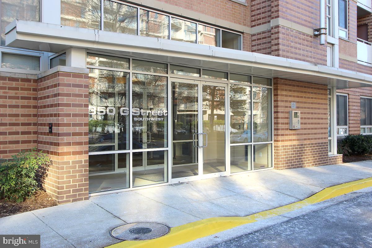 350 G St SW #N507