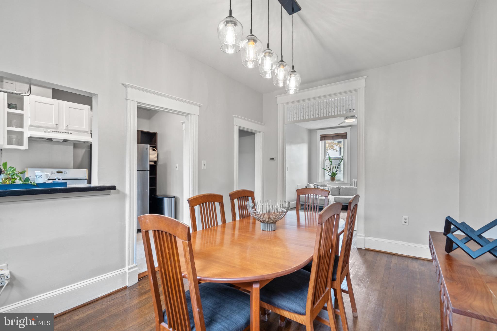 781 Fairmont St NW