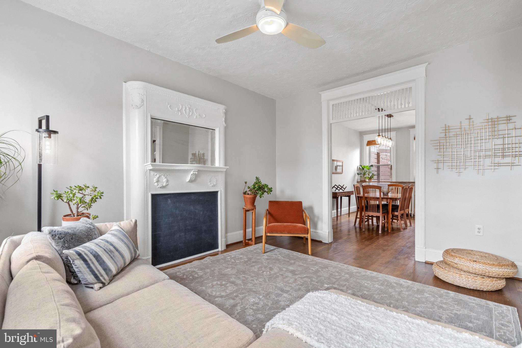 781 Fairmont St NW
