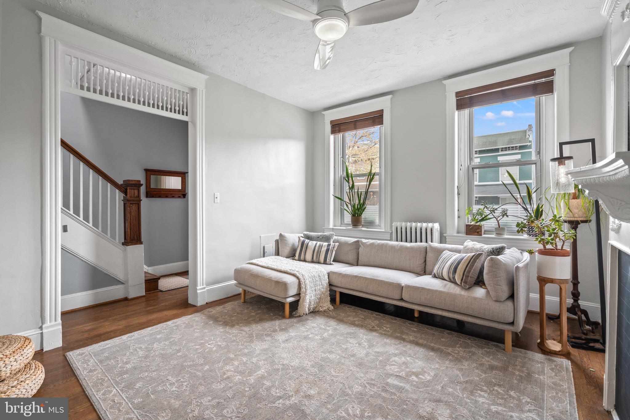 781 Fairmont St NW