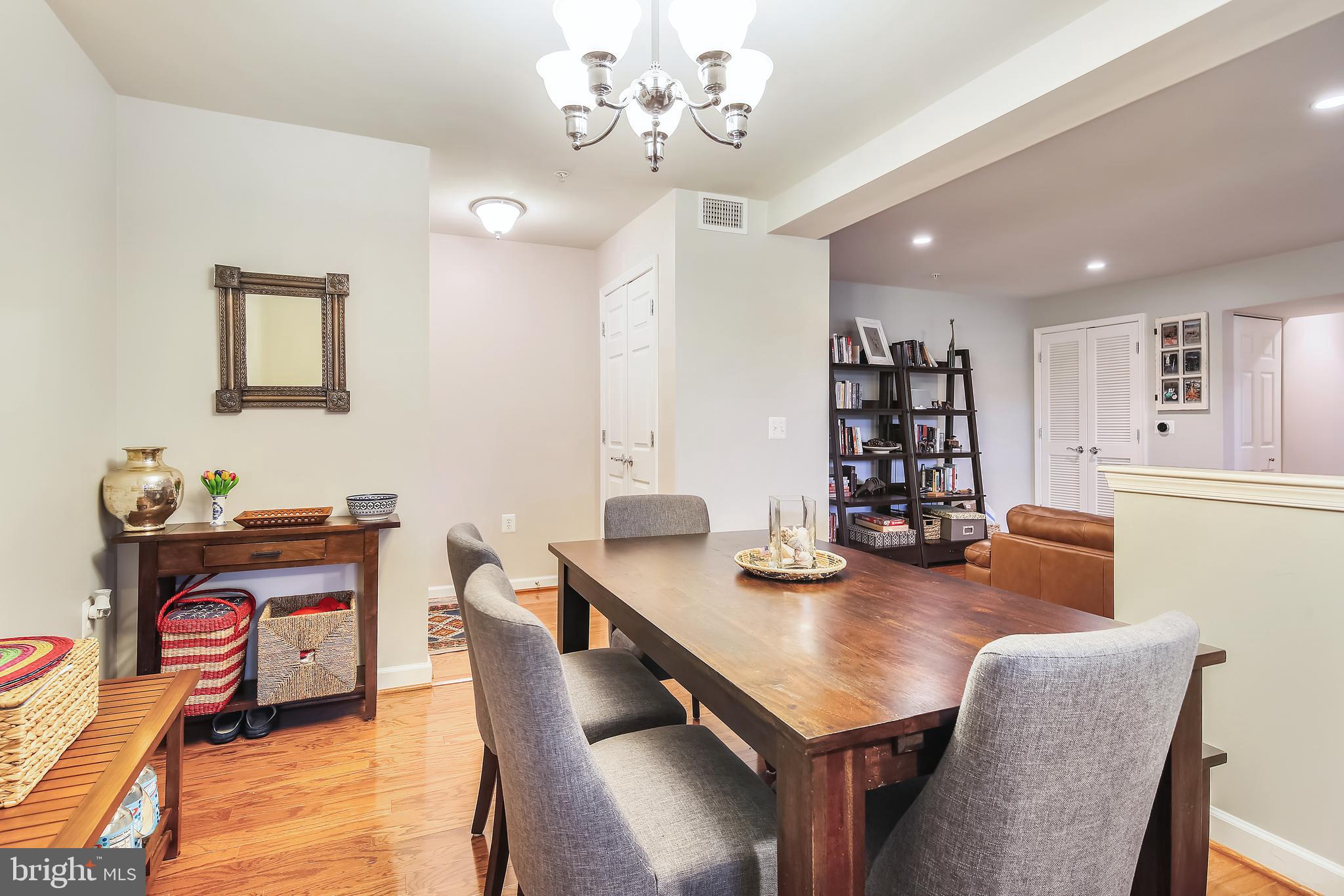 4113 S FOUR MILE RUN DRIVE 302