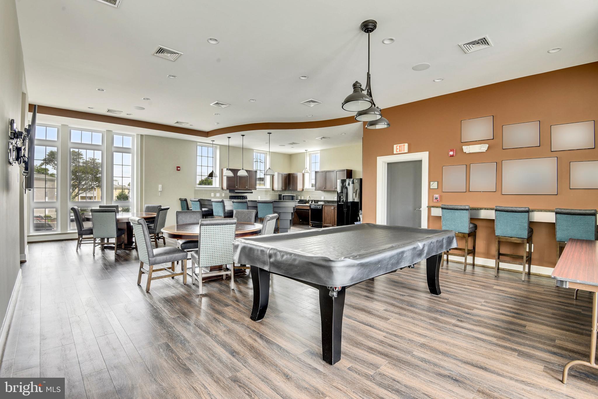 4113 S FOUR MILE RUN DRIVE 302