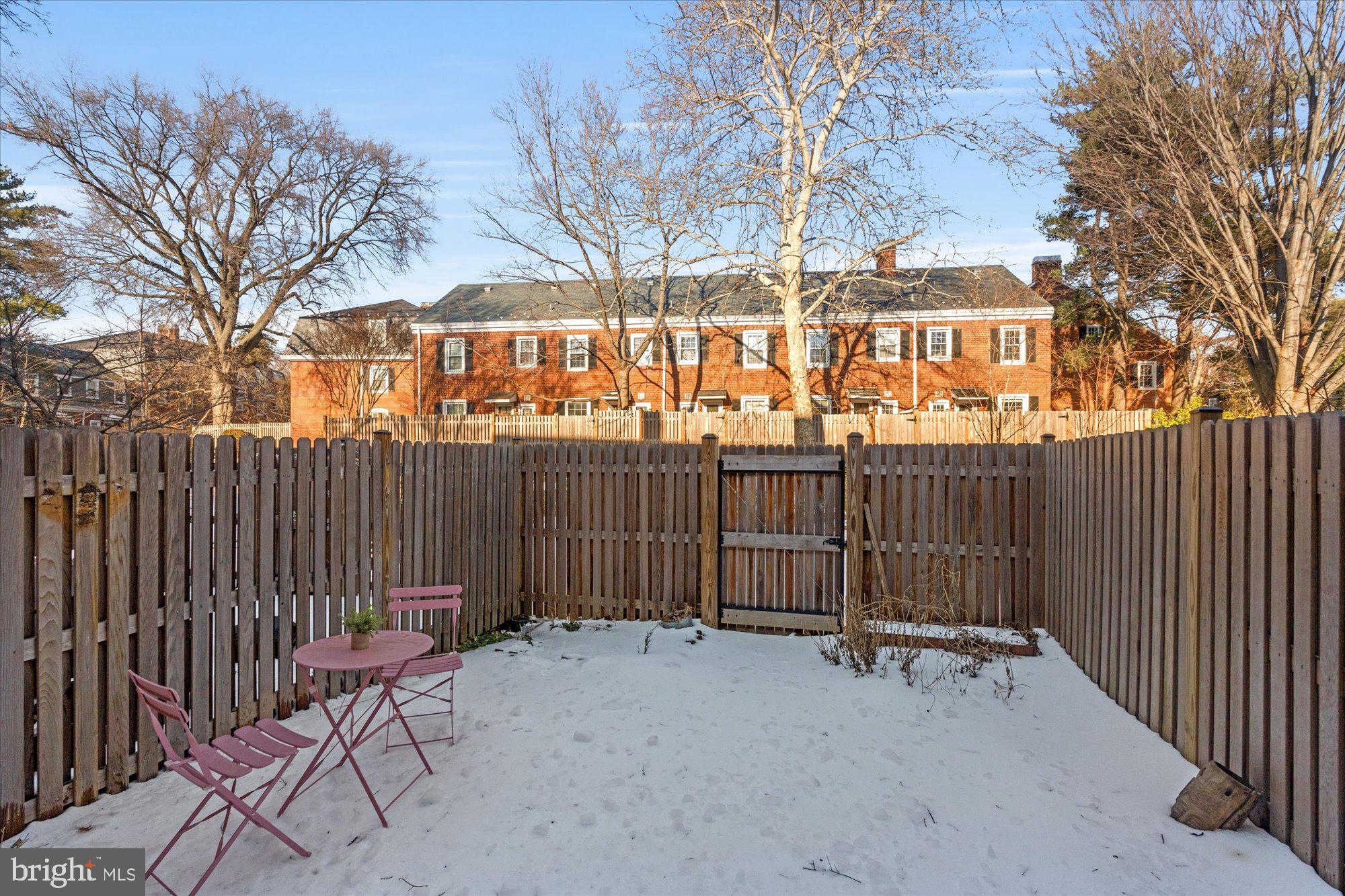 3013 S BUCHANAN STREET