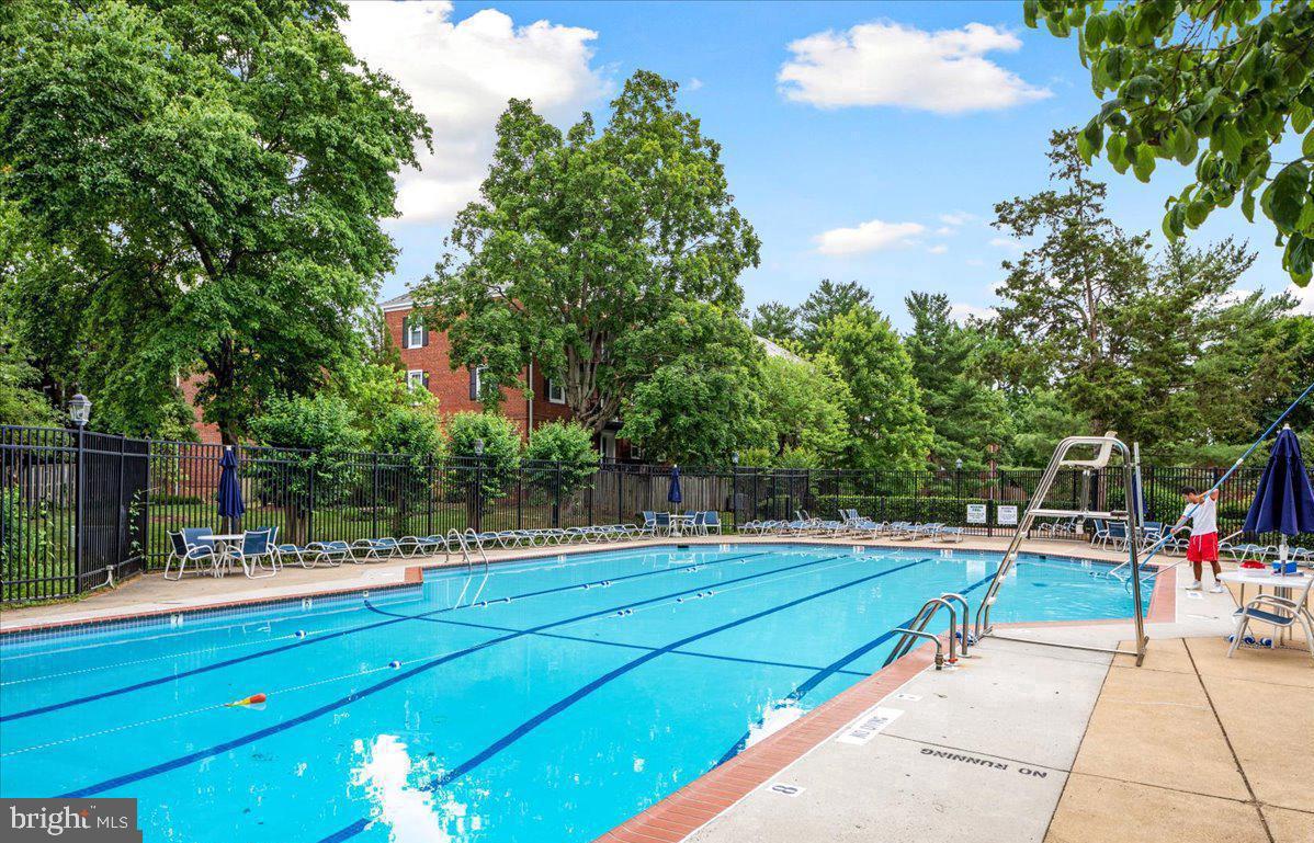 3013 S BUCHANAN STREET