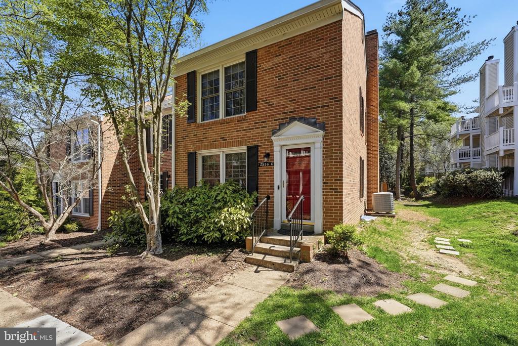 2556 S ARLINGTON MILL DR C 3
