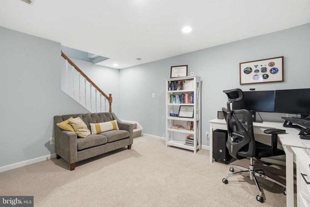 2556 S ARLINGTON MILL DR C 3
