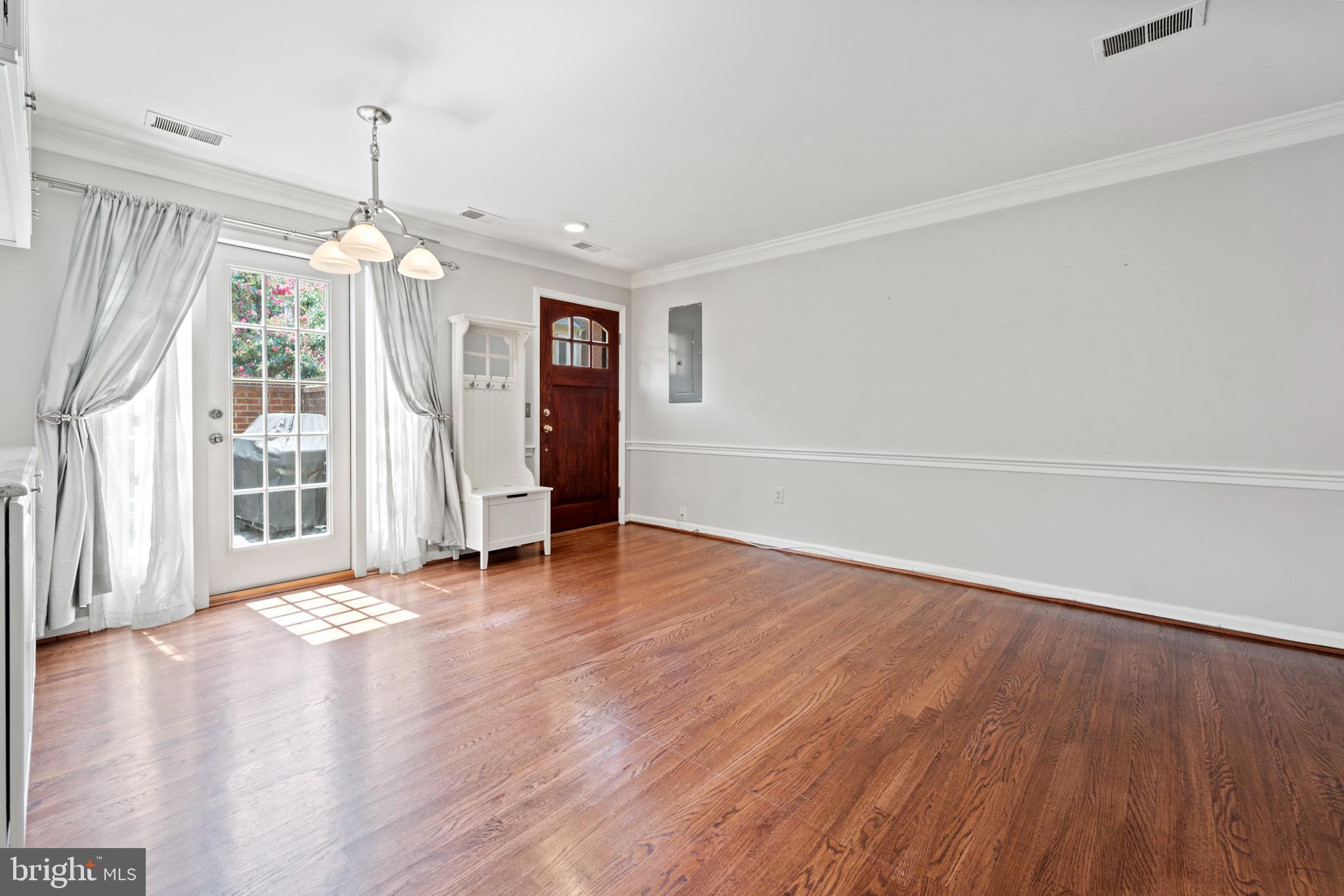 1235 Portner Rd