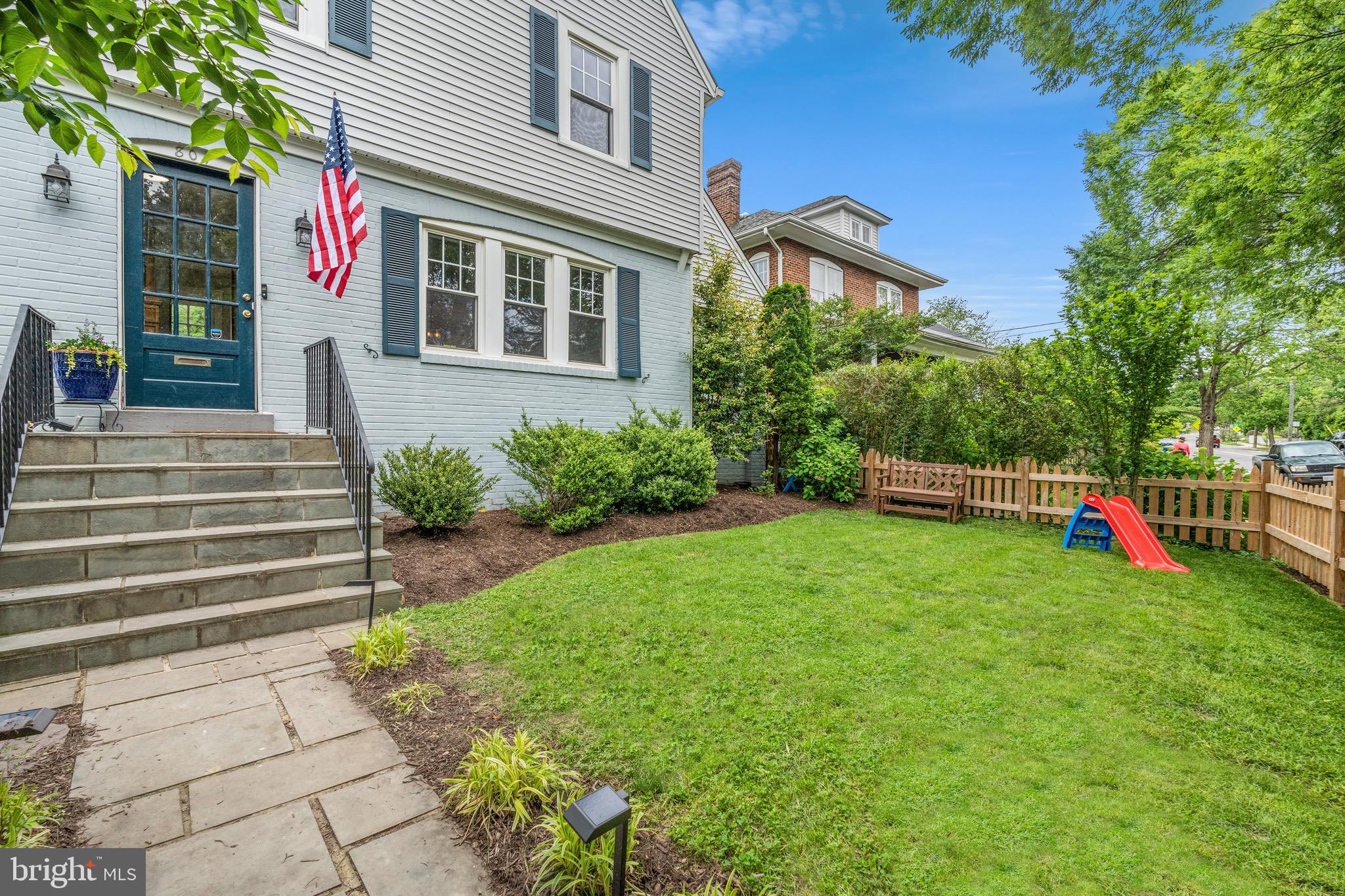 804 Russell Rd