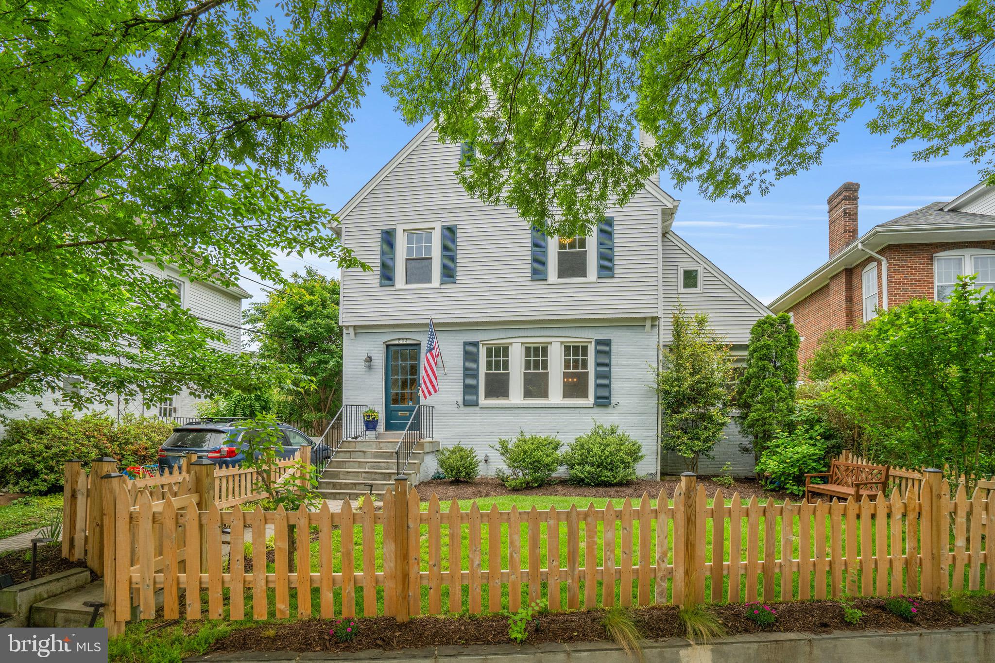 804 Russell Rd