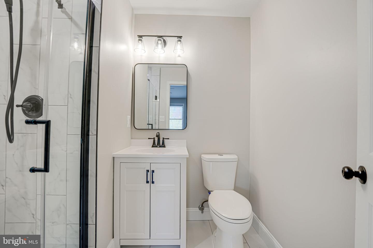 503 Colecroft Ct