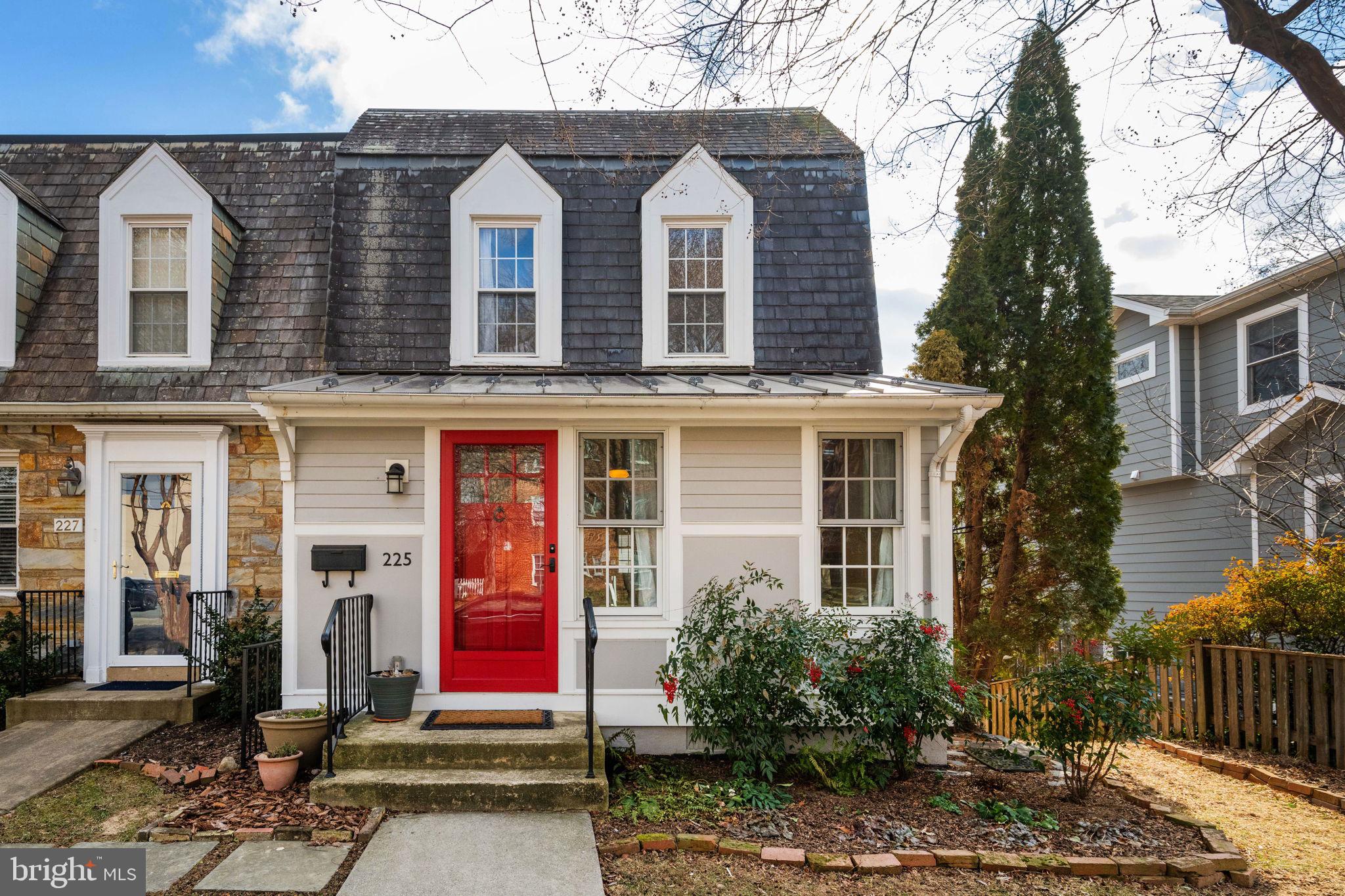 225 E Mason Ave