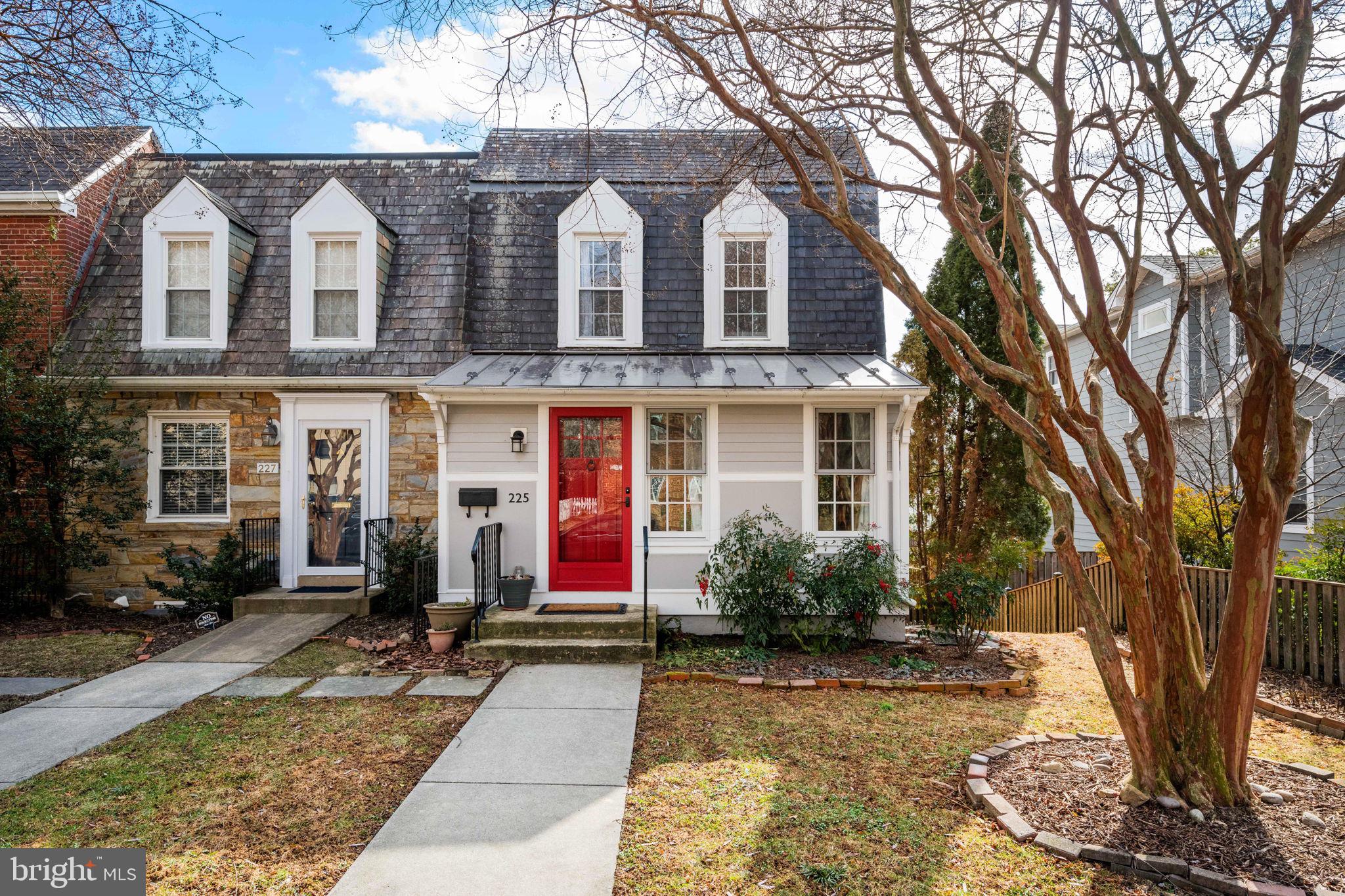 225 E Mason Ave