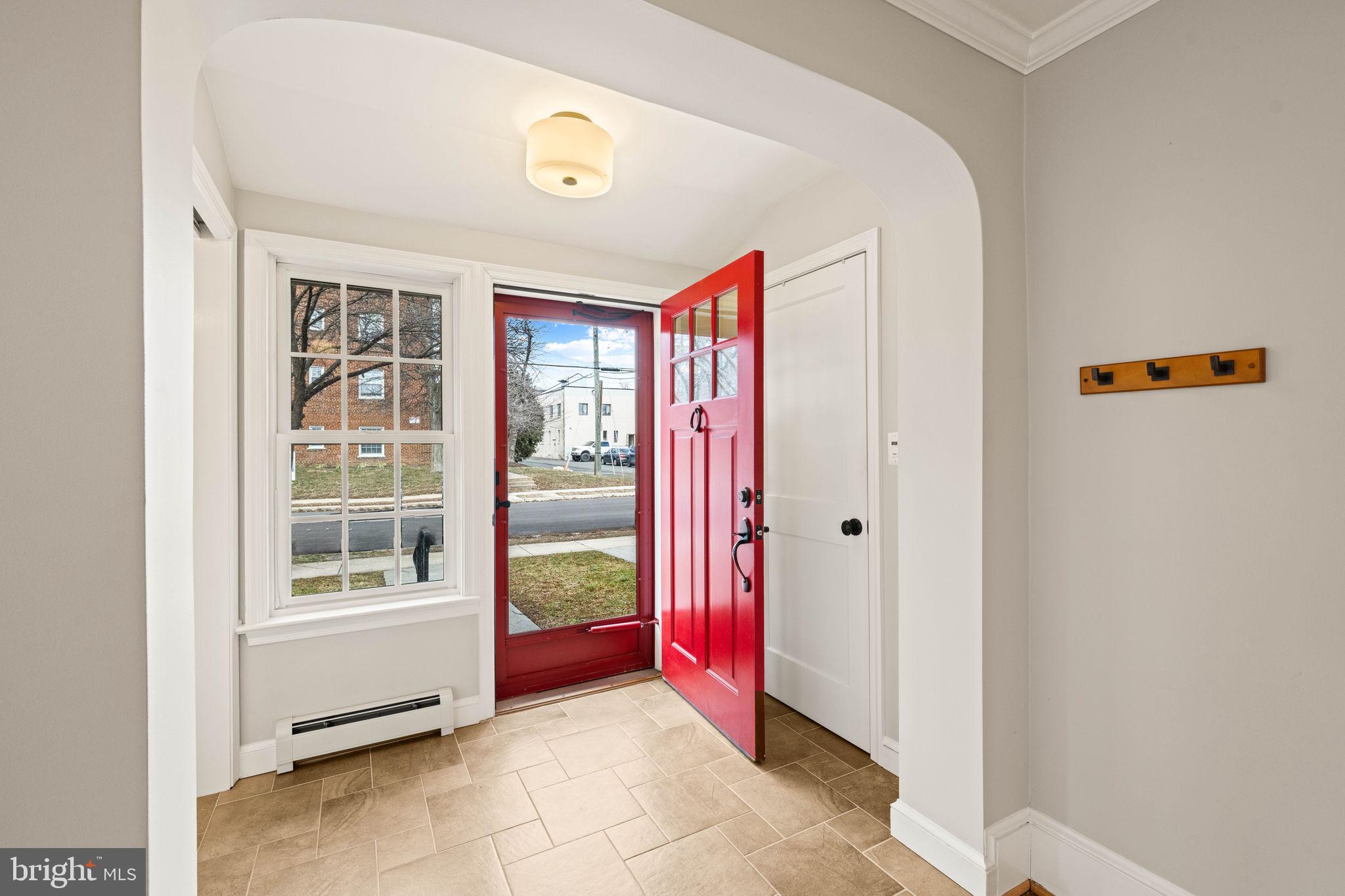 225 E Mason Ave