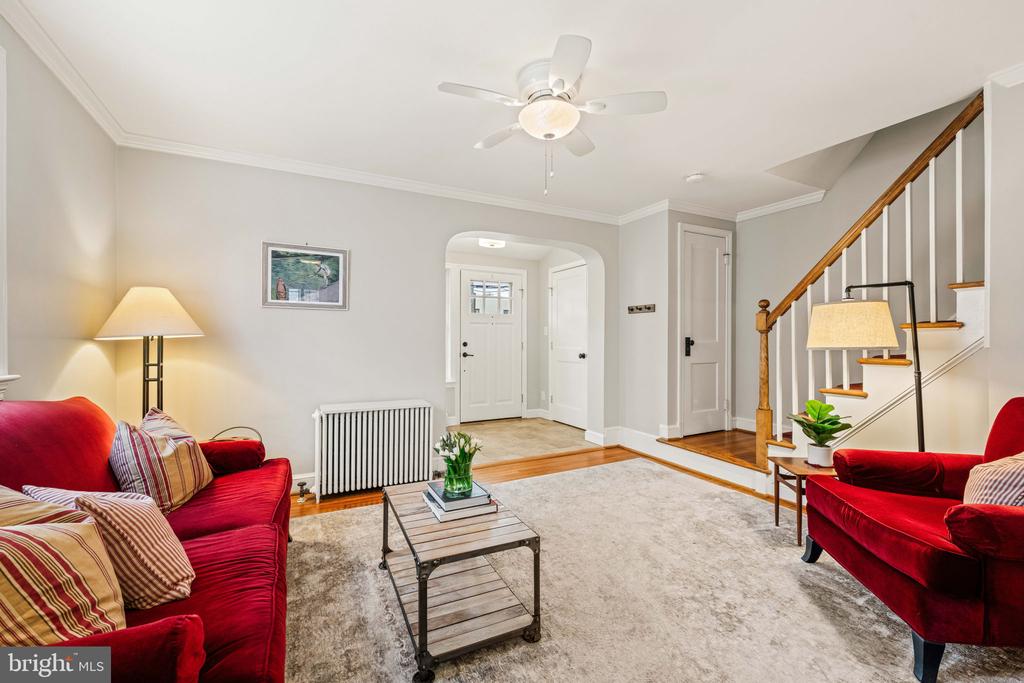 225 E Mason Ave