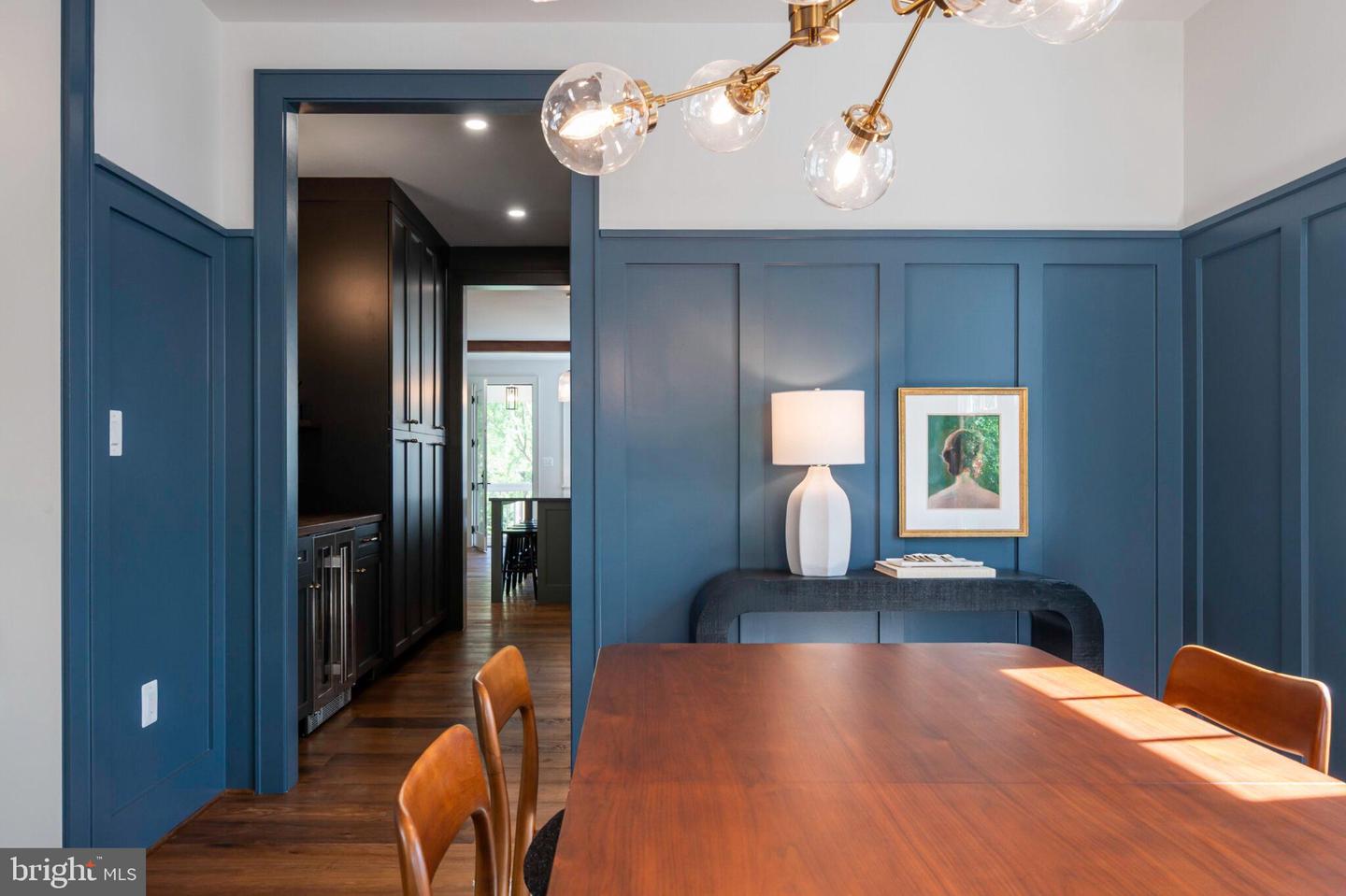 315 E Howell Ave