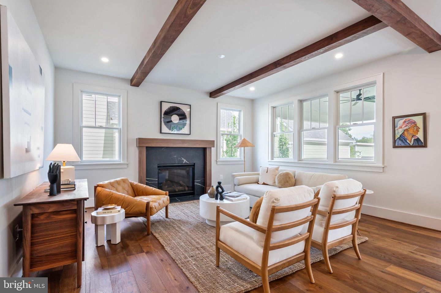 315 E Howell Ave