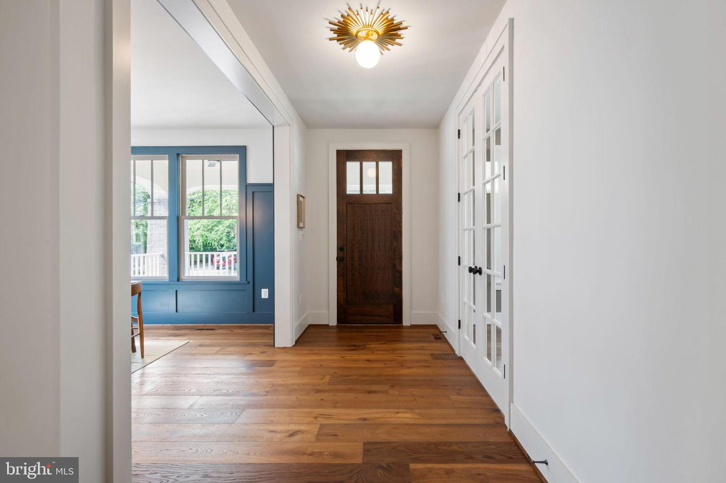 315 E Howell Ave