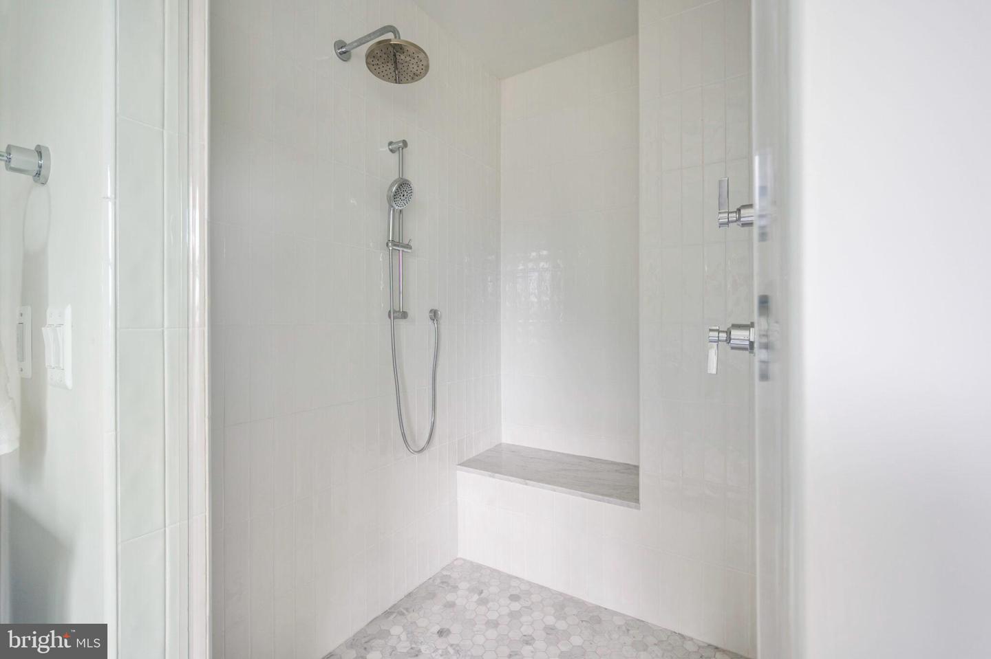 315 E Howell Ave