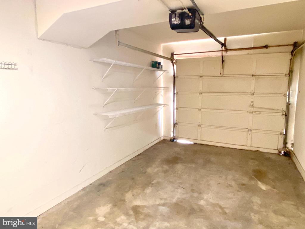 688 COLUMBUS ST S
