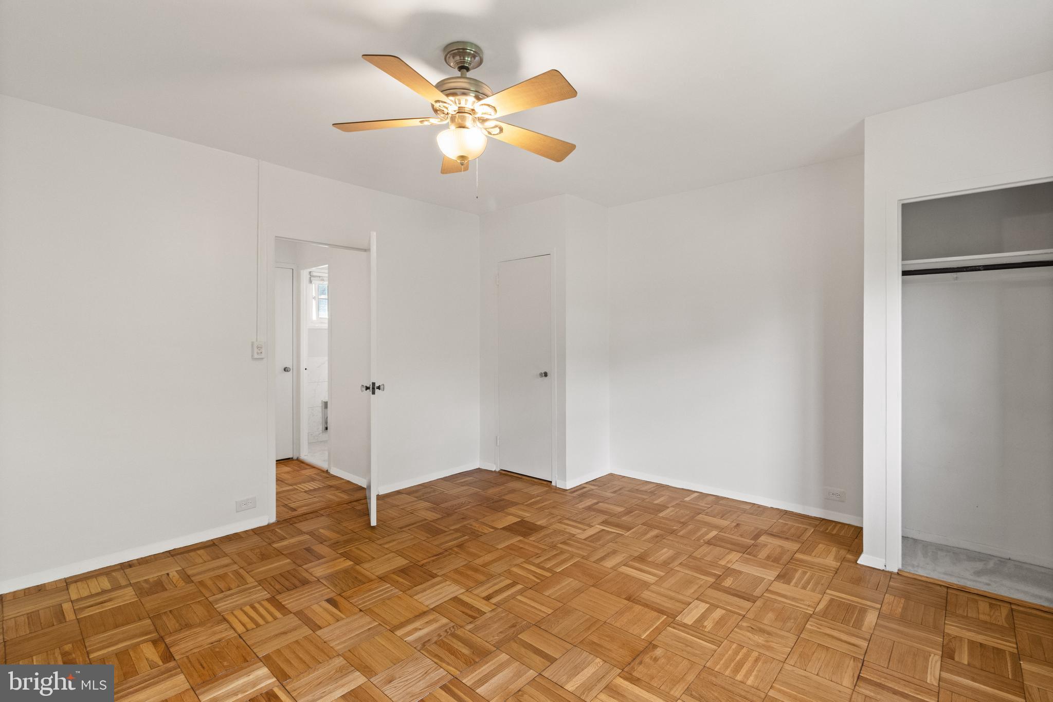 3282 MARTHA CUSTIS DR