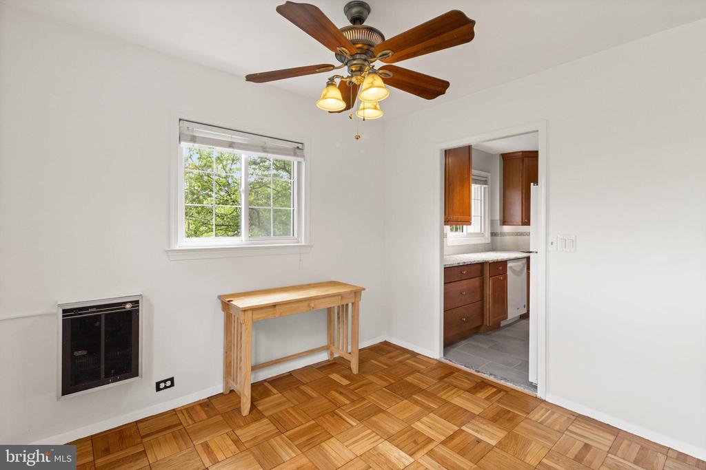 3282 MARTHA CUSTIS DR