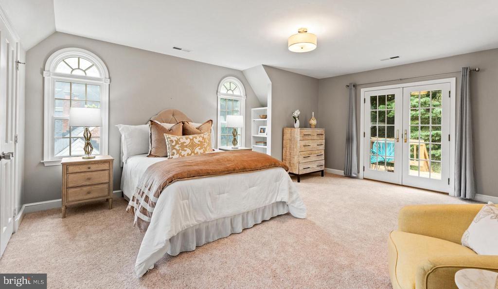 708 W Timber Branch Pkwy