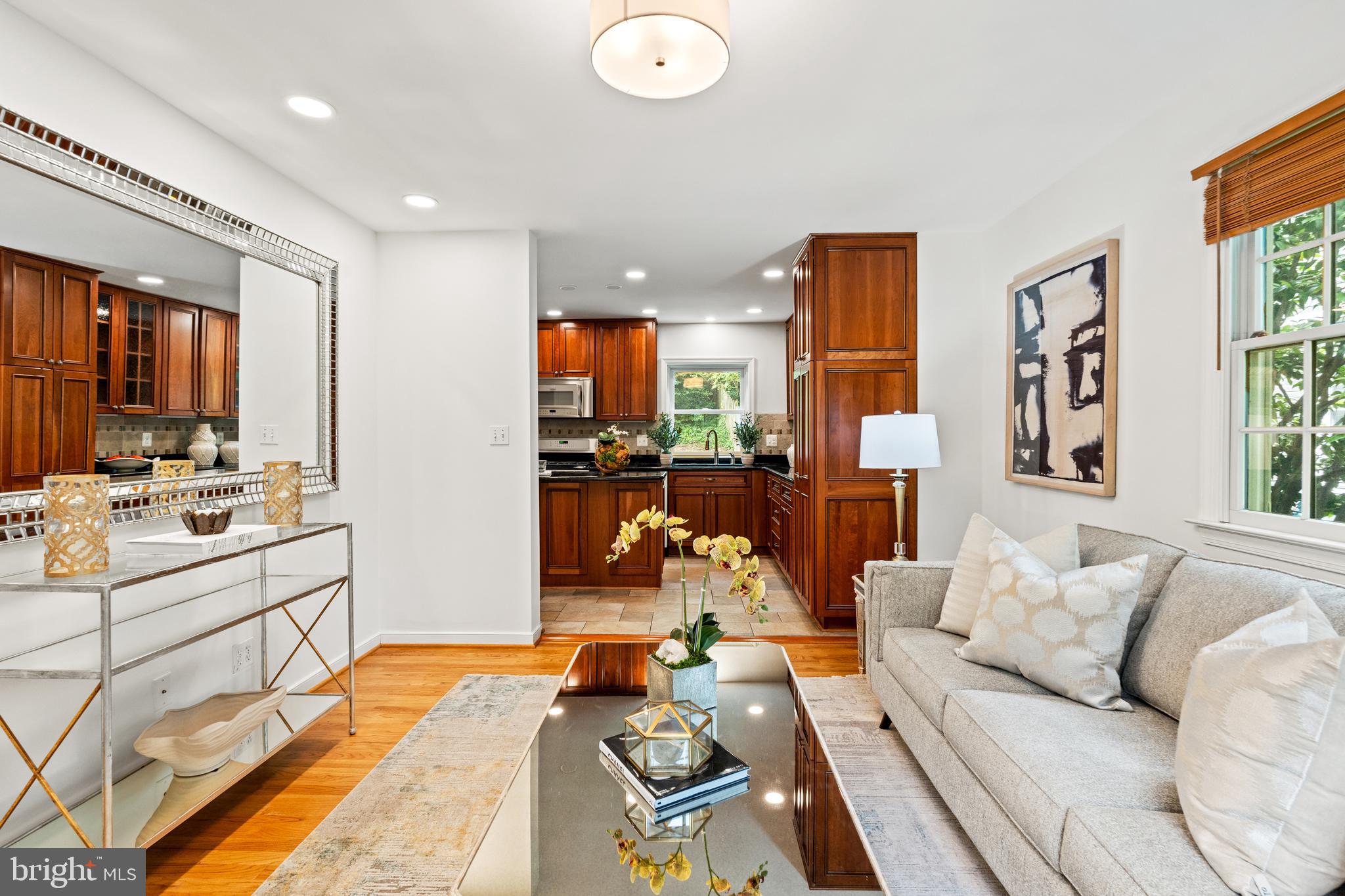 708 W Timber Branch Pkwy