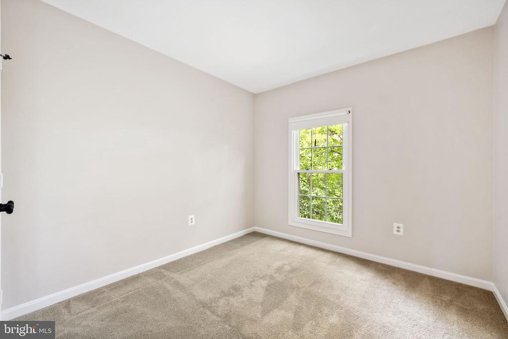 1709 Dogwood Dr