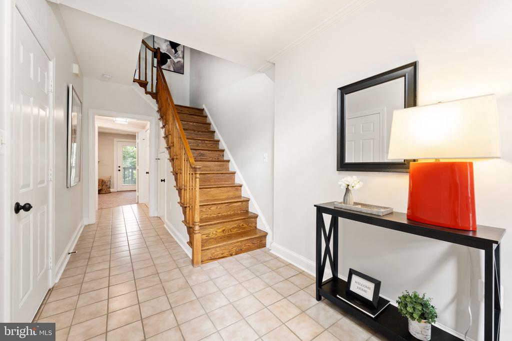 1709 Dogwood Dr