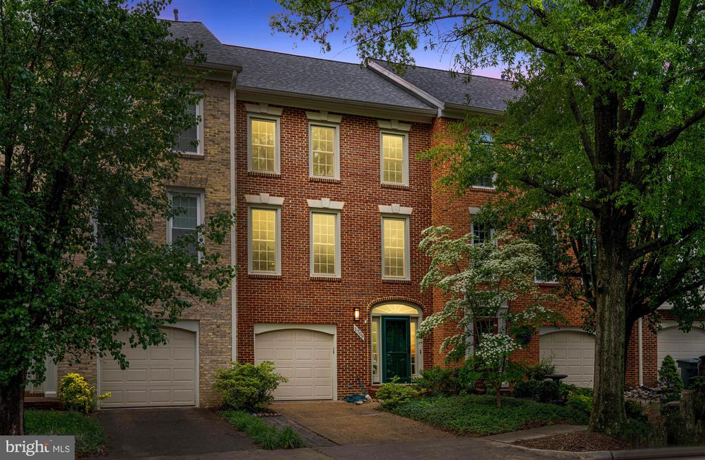 1709 Dogwood Dr