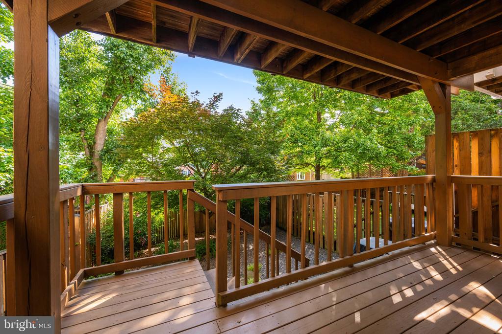 1709 Dogwood Dr