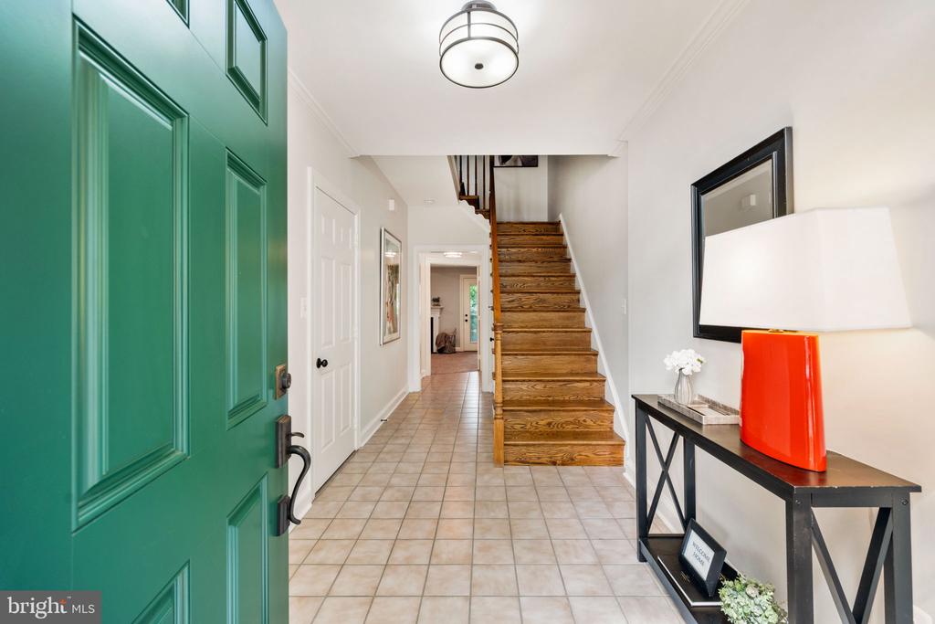 1709 Dogwood Dr