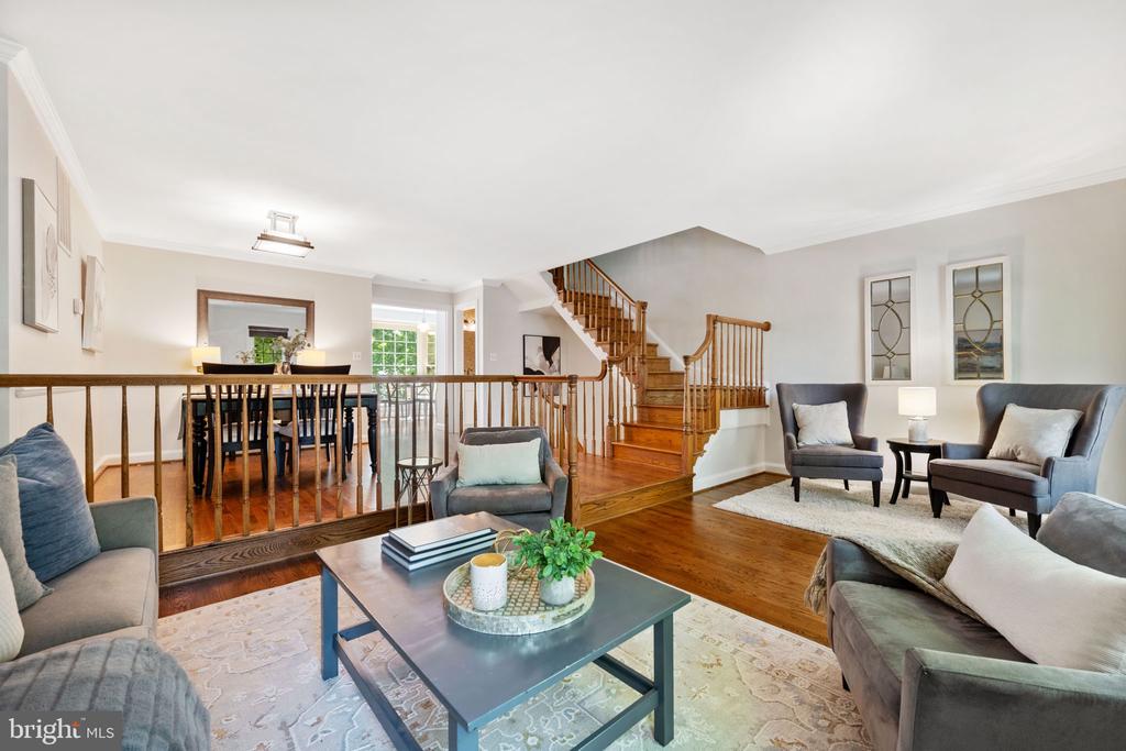 1709 Dogwood Dr