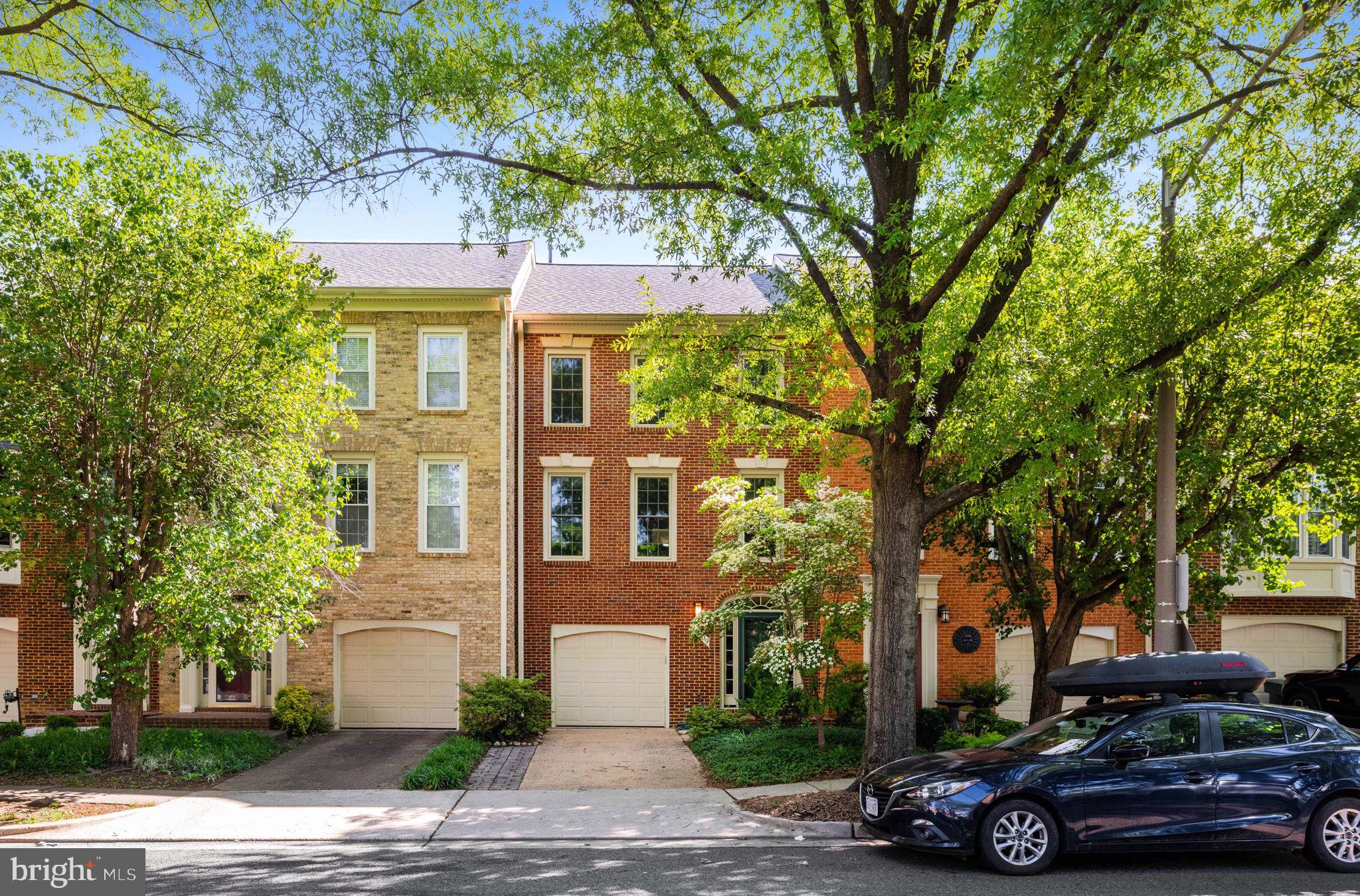 1709 Dogwood Dr