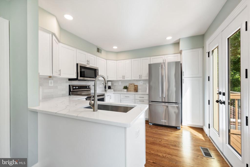 1709 Dogwood Dr