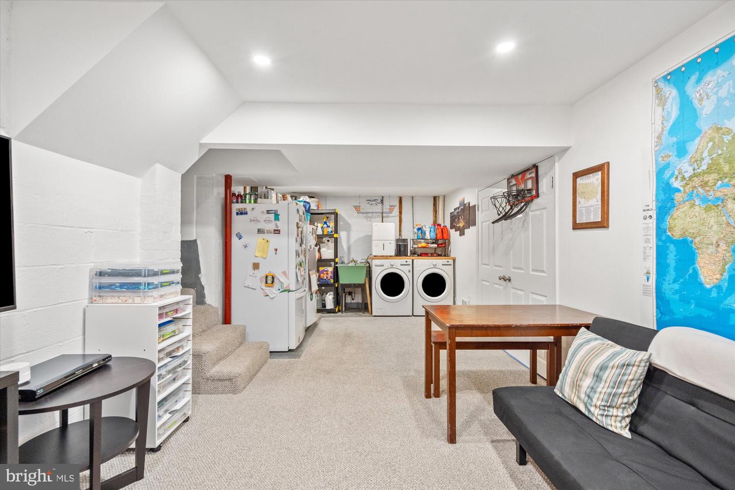 809 E TIMBER BRANCH PKWY
