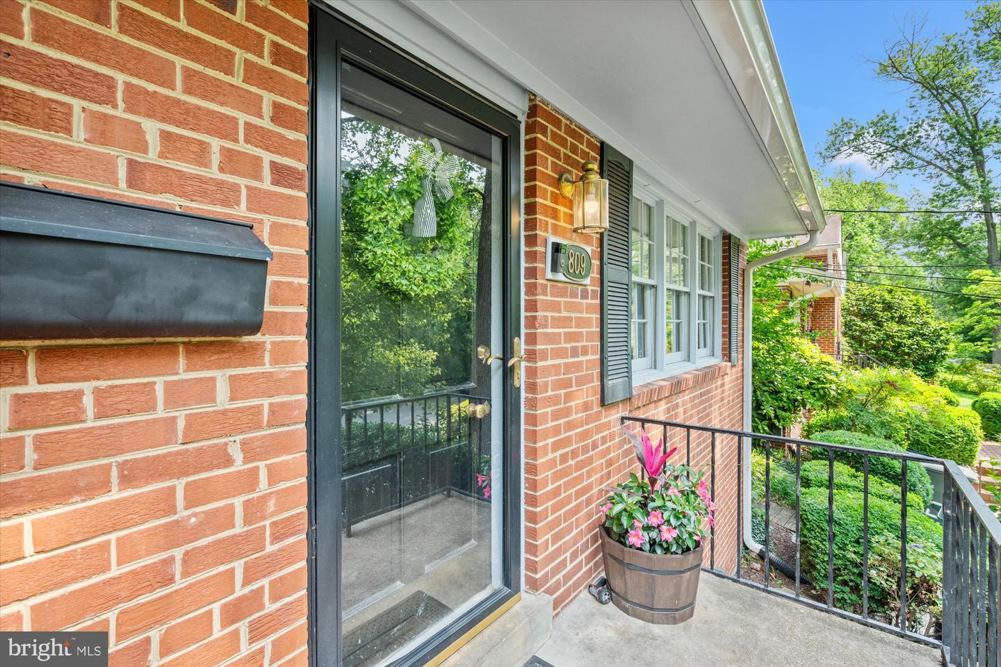 809 E TIMBER BRANCH PKWY