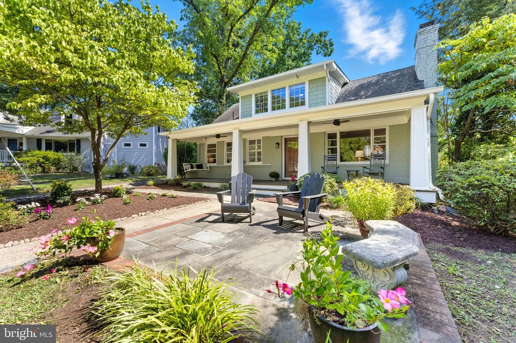 2913 RICHMOND LANE